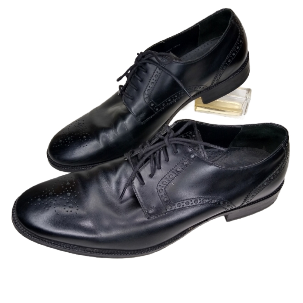 Cole Haan Perforated Oxfords 10½M